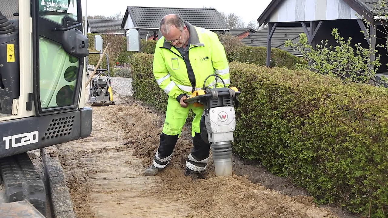 RP Kabel og Anl&aelig;g - Entrepren&oslash;r, bel&aelig;gning og kabelgravning