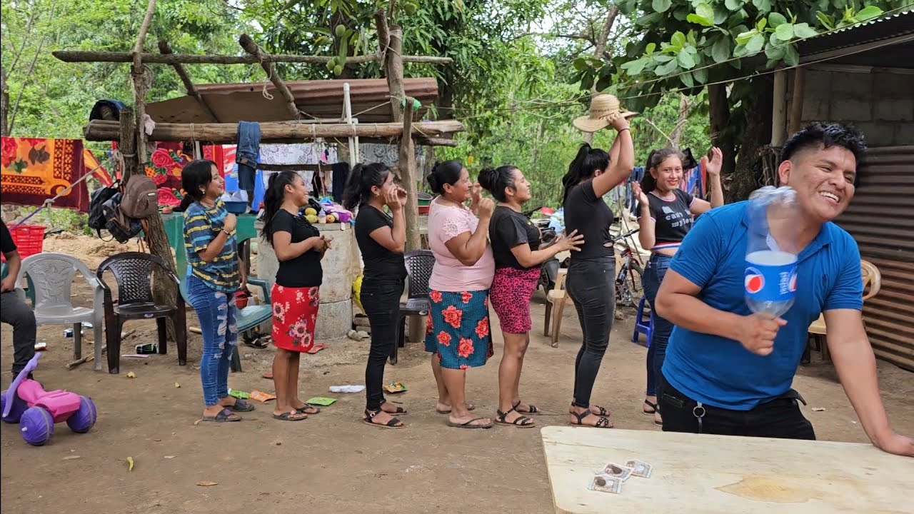 Se empezó hacer este Reto divertido🤣🤣 Con las Chicas, mirén quién se Ganó los 200 Quetzales?😱😱😱