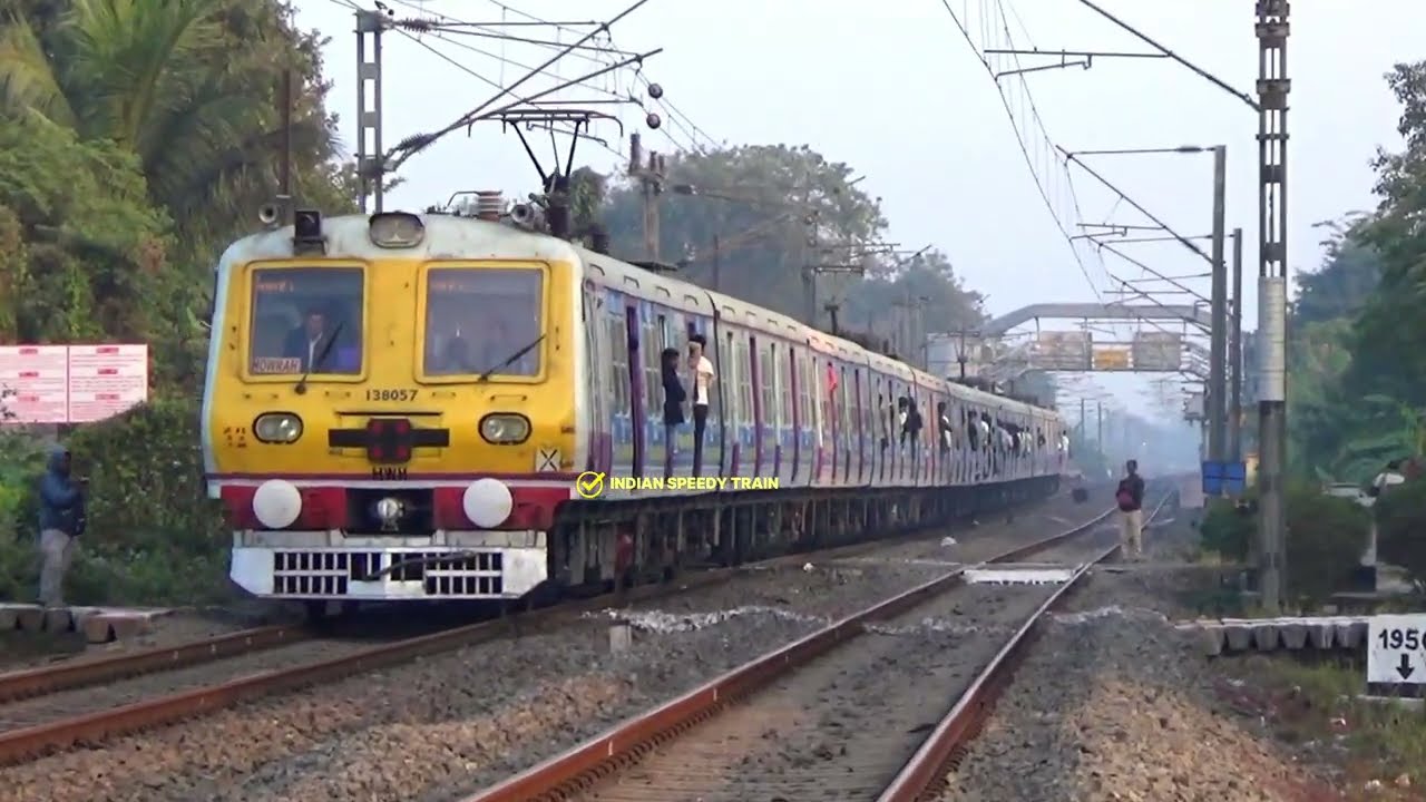 🔥Dangerous High Speedy [InterCity +Teesta Torsa Express] Emu Local Train Action || Passing RailGate