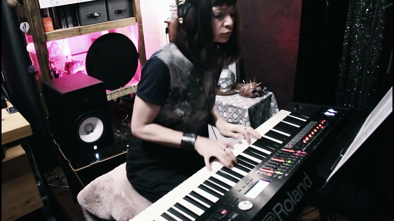 Oasis - Champagne Supernova | Vkgoeswild piano cover