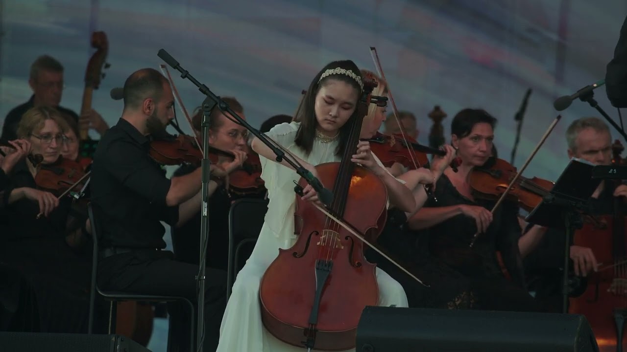 D. Popper (J. Haydn) Cello concerto. C major