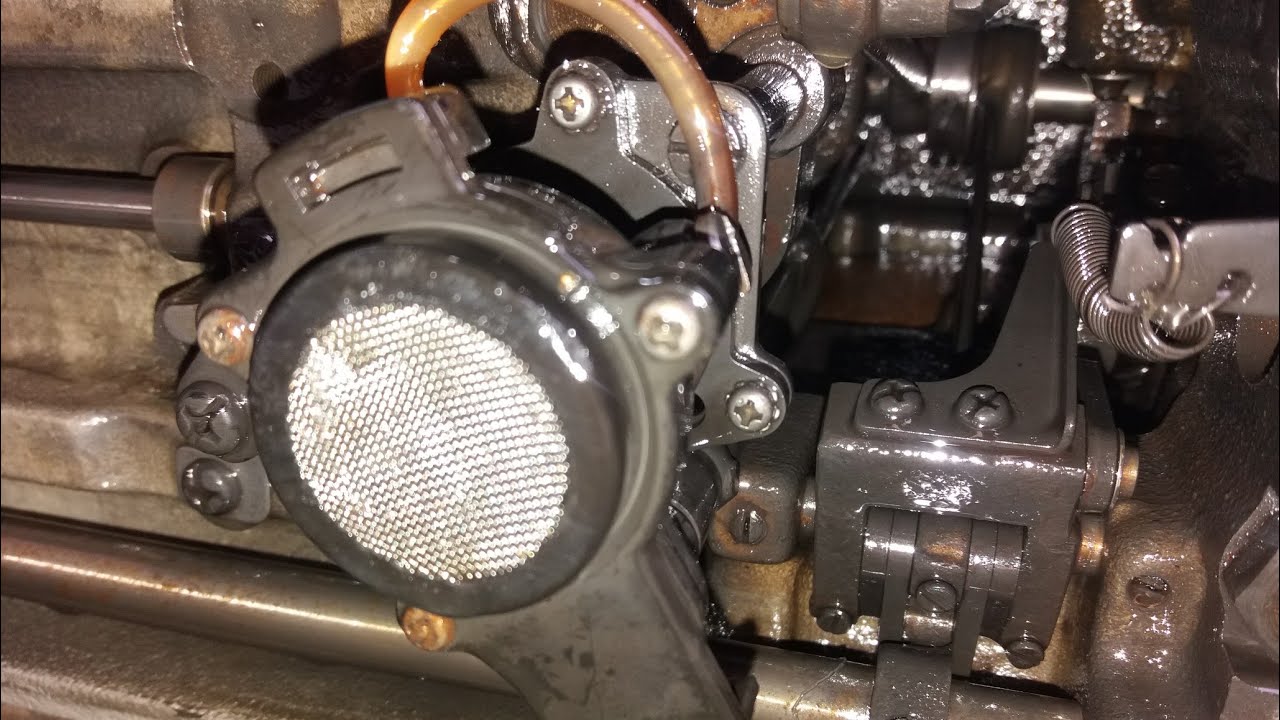 Oil Pump Kaam Kese Karta Ha is Ki Sari Problem is Video Men
