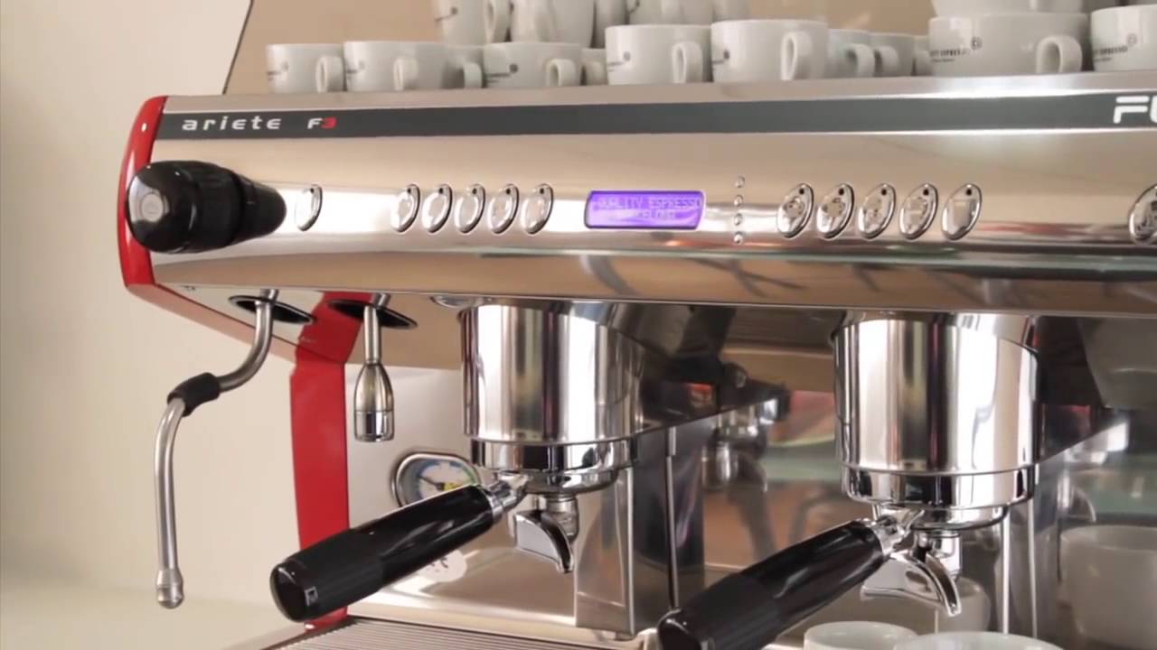 Maquina de café espresso estándard italiano Futurmat F3 | Cafequipos
