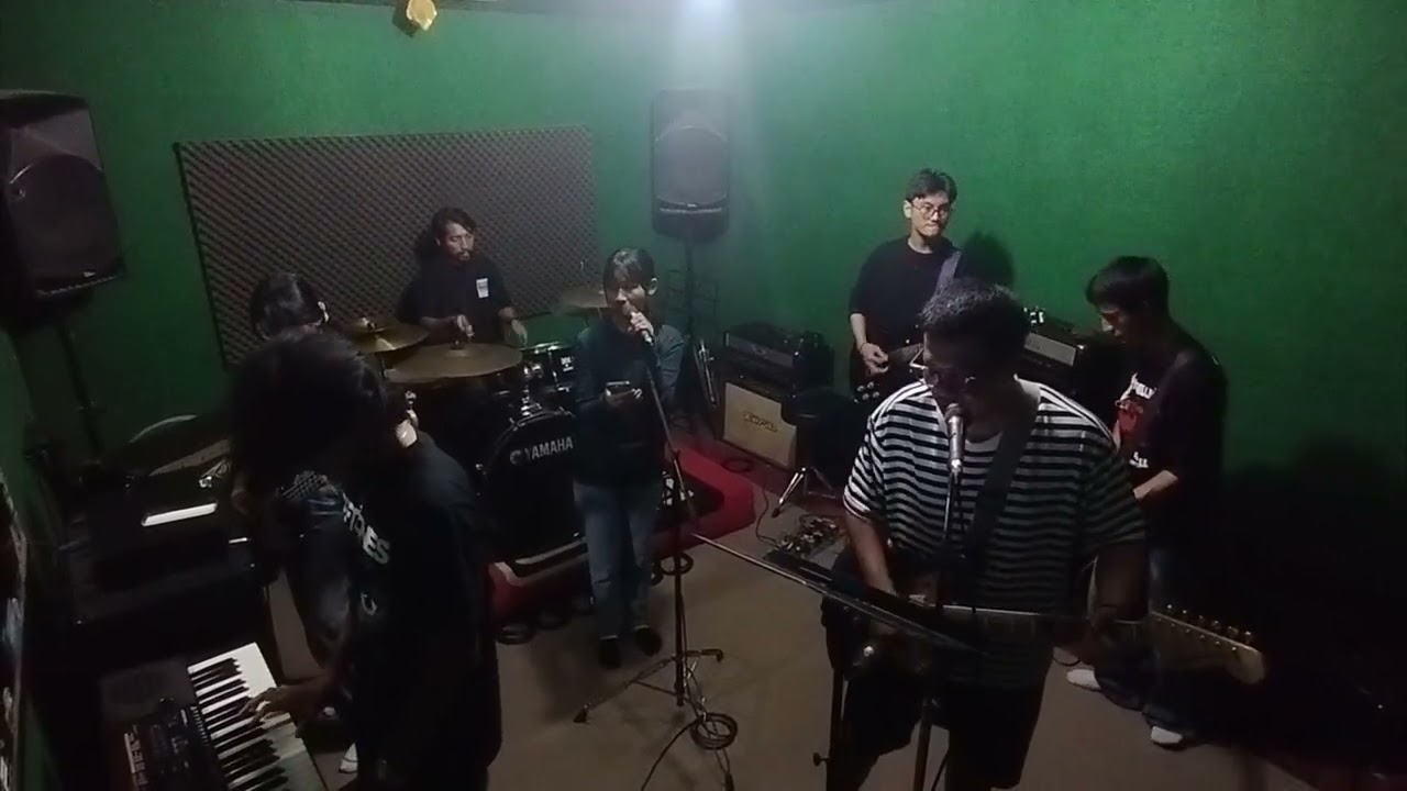 Section Cuts to Scene - Ku Bentang Langit di Ujung Surga #1 jam (full member)