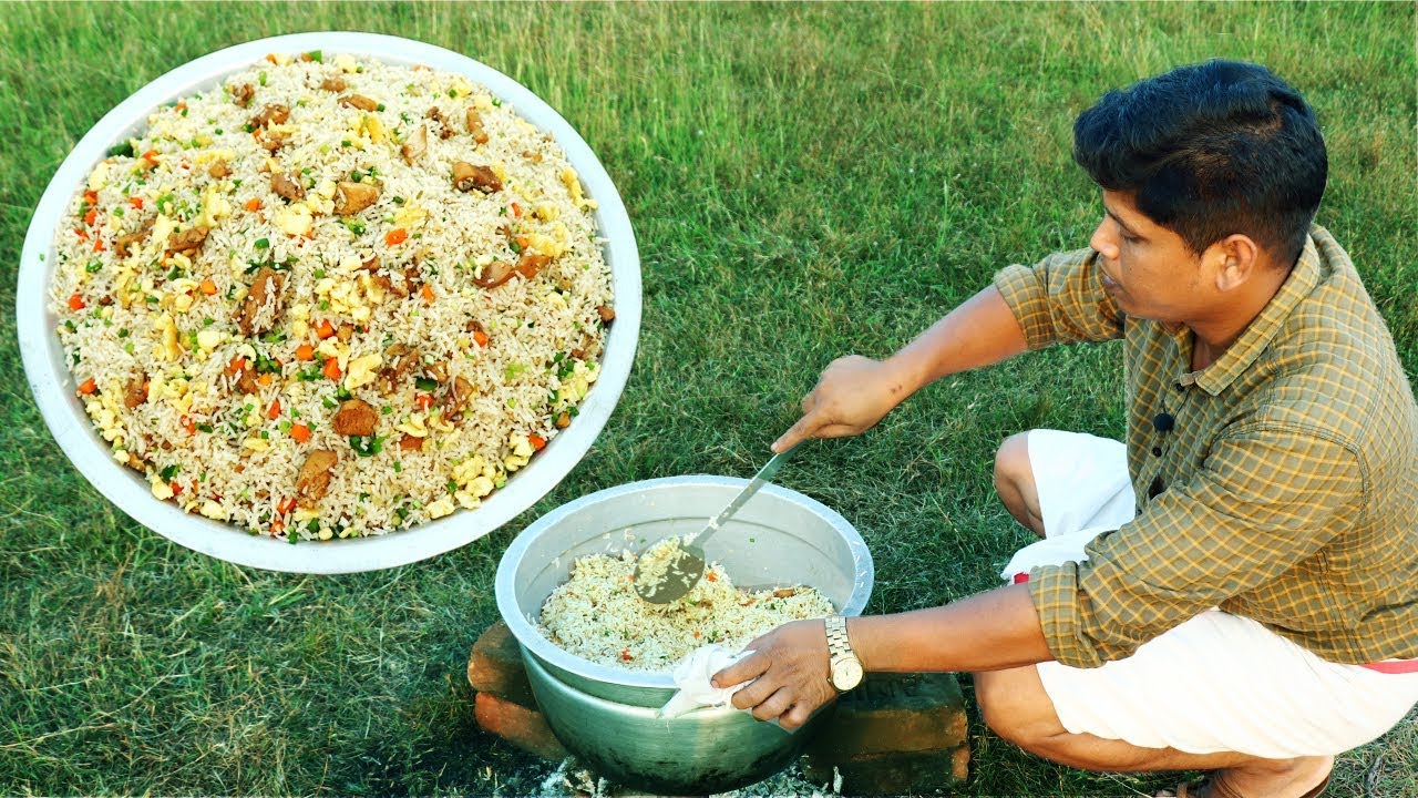 Chicken Fried Rice - How To Make Chicken Fried Rice In 10 Minutes - Village Food Channel