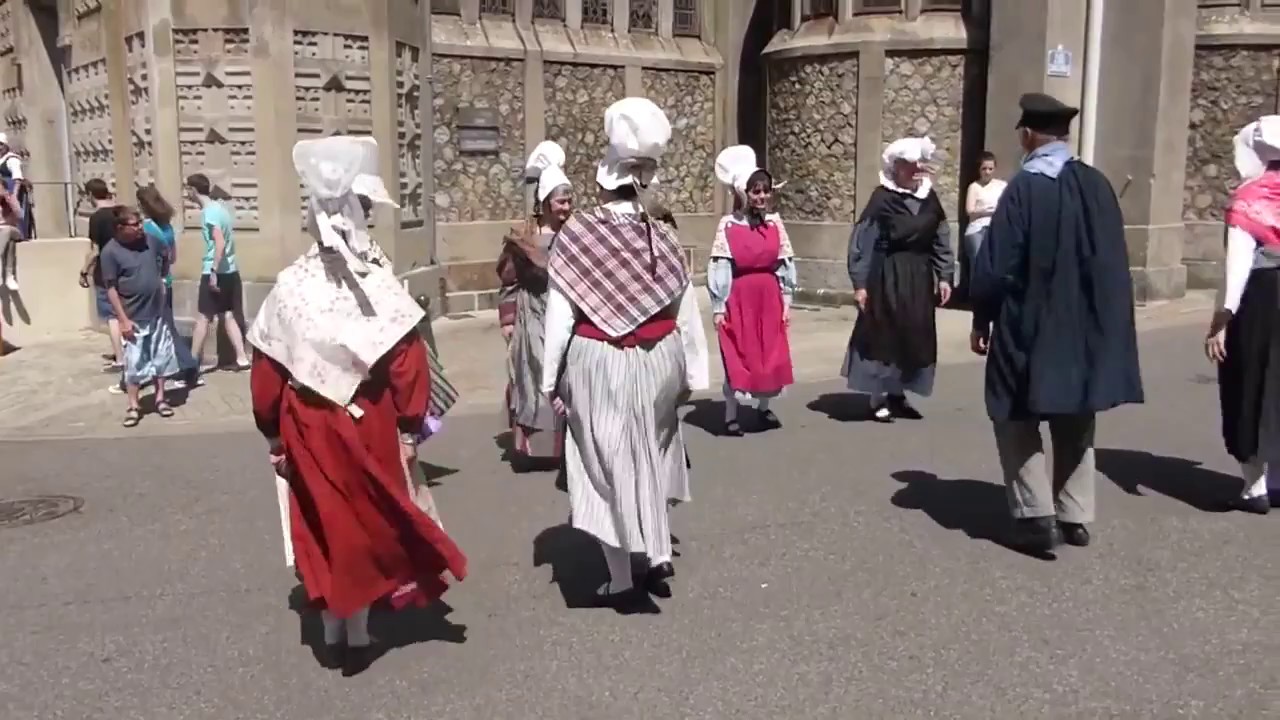 Domfront 2017, fête du folklore normand