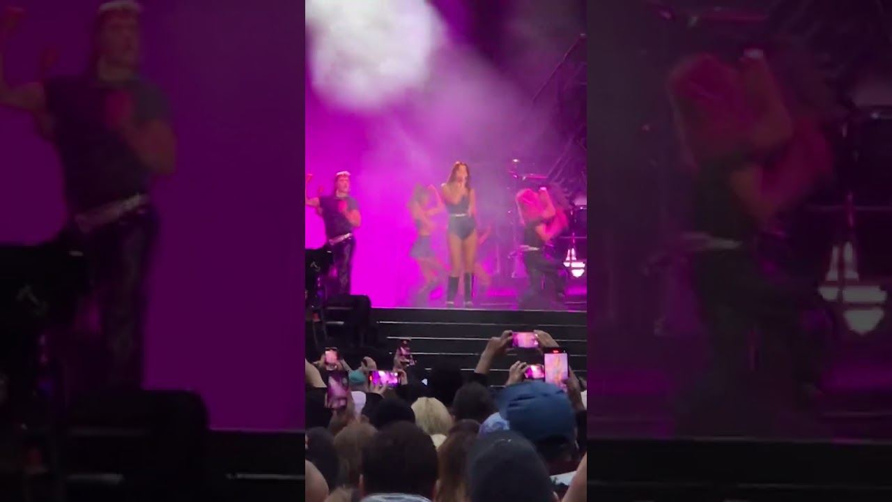 Dua Lipa Berlin Waldbühne 05/06/2024 One Kiss Radical Optimism tour