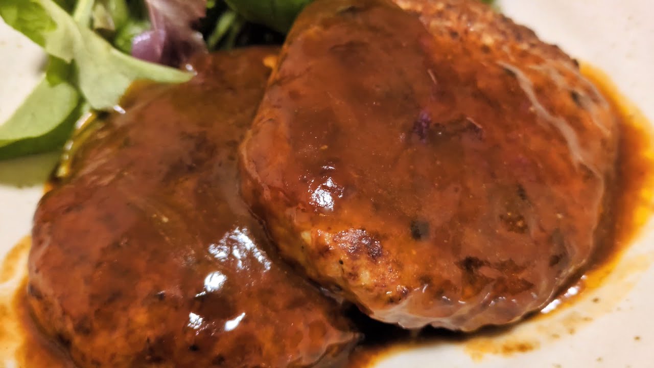ただ、ハンバーグを食べる。