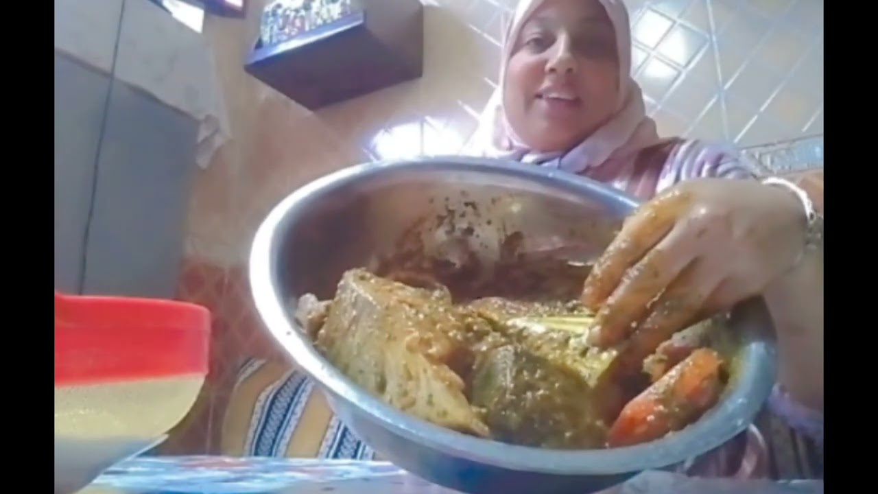 أول طجين الحوت الخضر  معلك او لذيذ غنشارك مع المتتبعين العزاز 🧄🧅🥕🥔🍆🌶🐟