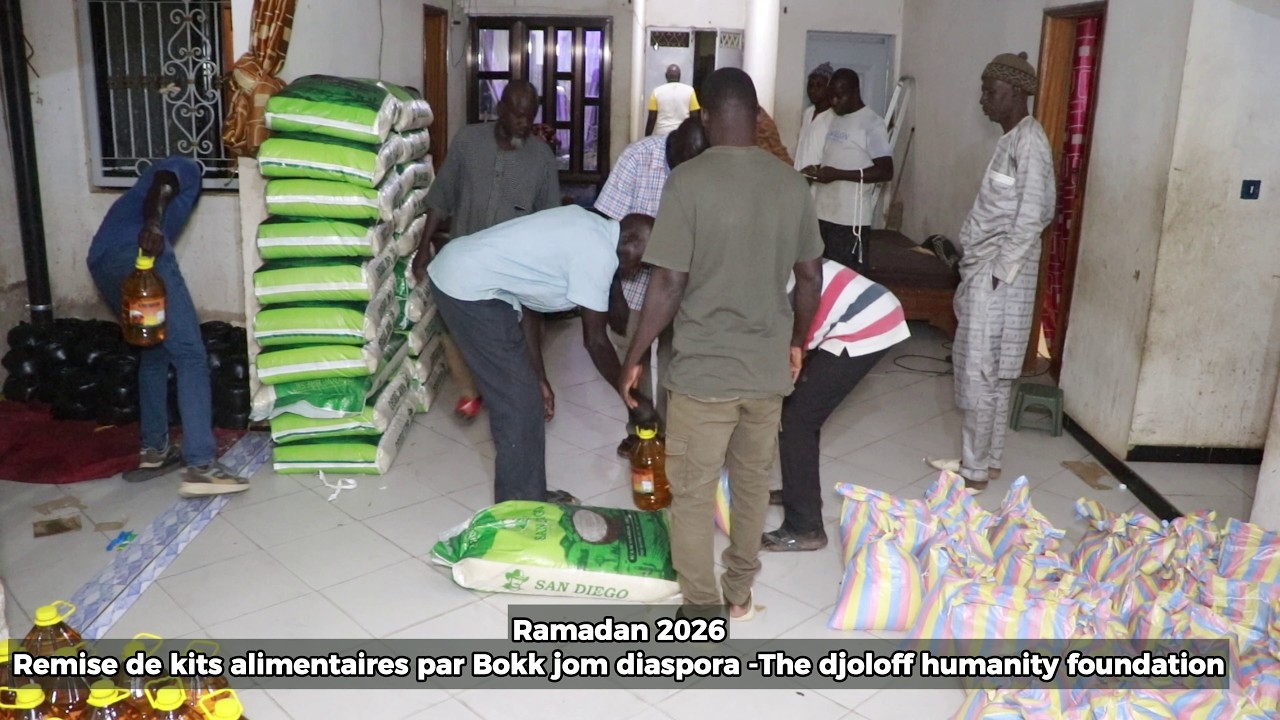 Remise de kits alimentaires par Bokk jom diaspora- djoloff humanity foundation