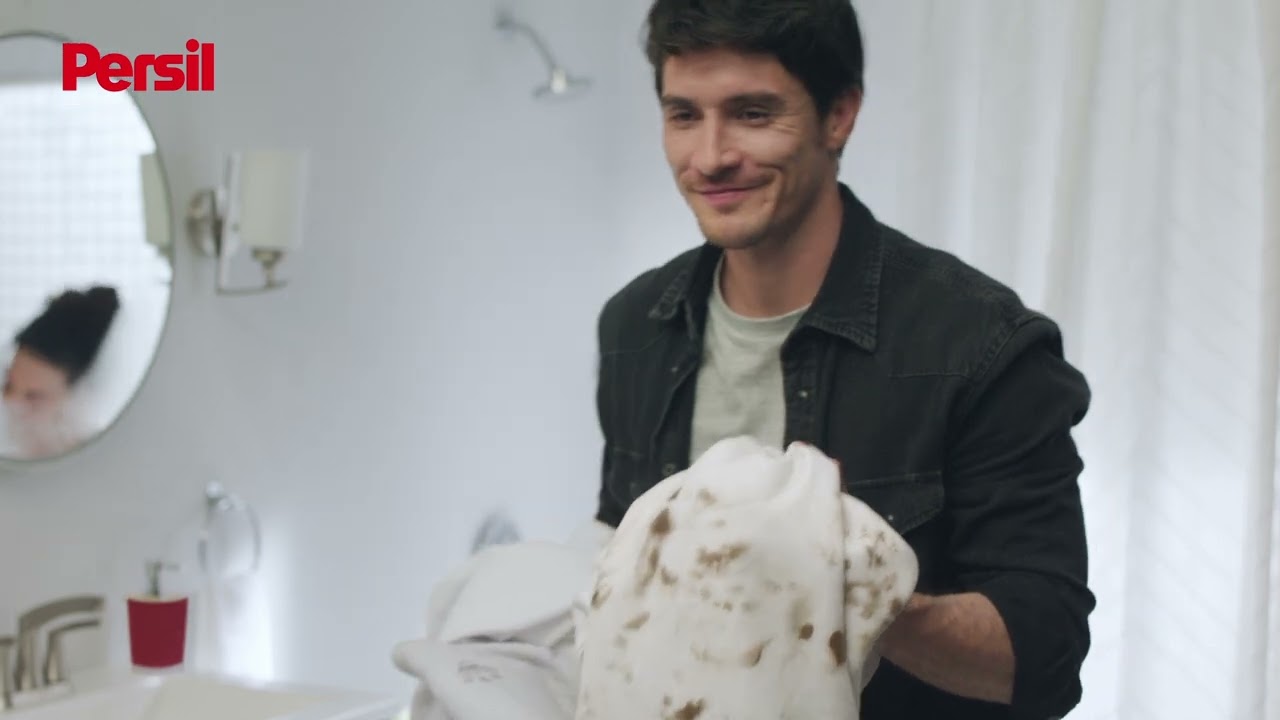 Persil Deep Clean - putere maximă &icirc;mpotriva petelor &icirc;n fiecare spălare!