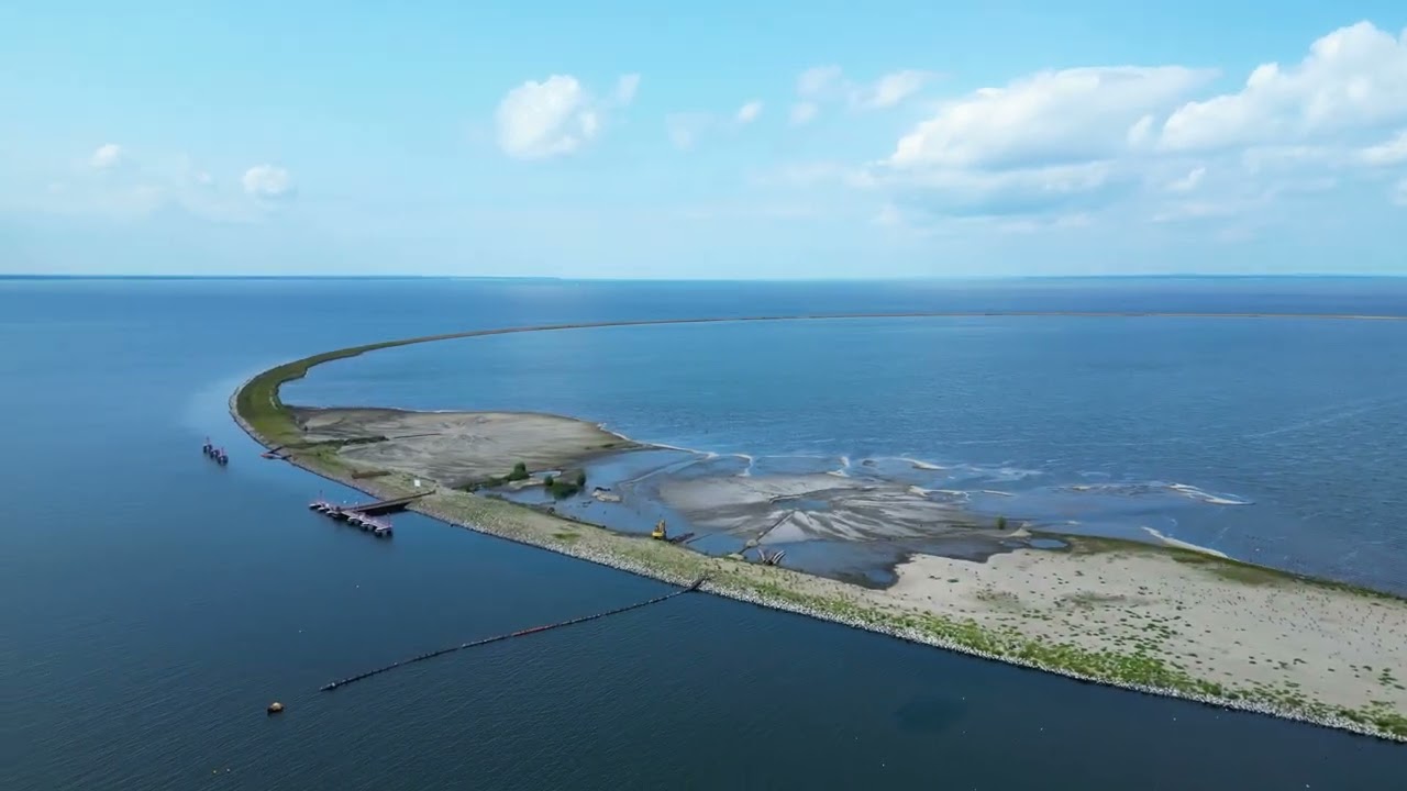 Wyspa Tadeusza Przygody-Wronowskiego- W28 - Sztuczna Wyspa na Zalewie Szczecińskim  - Dji Drone.