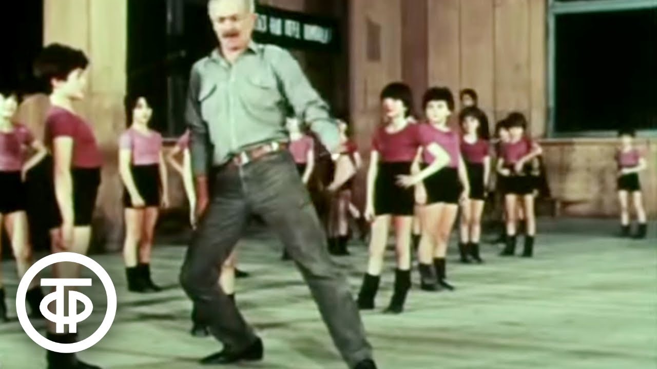 Бабушка для всех. Музыкальная кинокомедия  (1987)