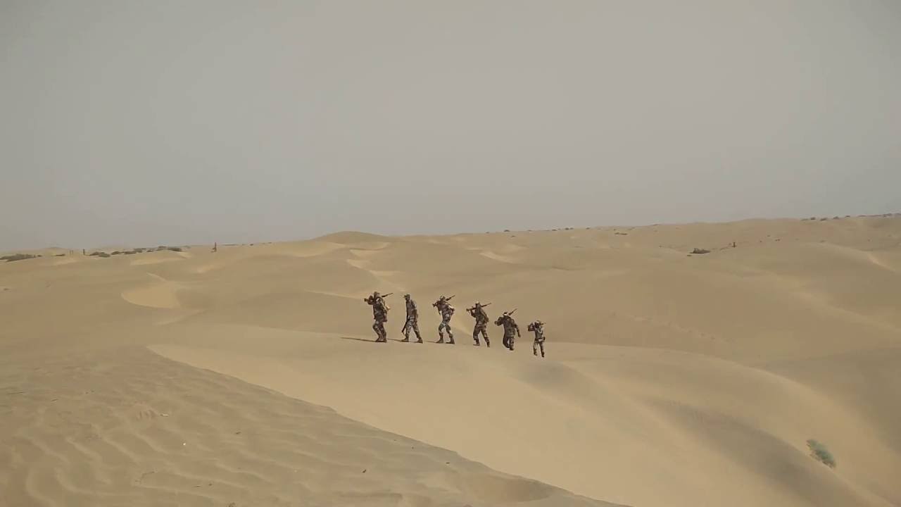 Patrolling on the Indo-Pak border