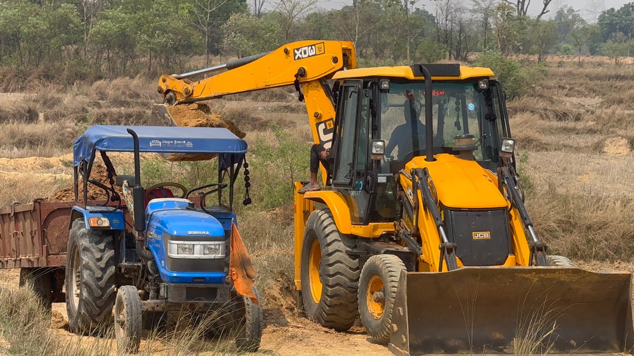 JCB 3DX Loading Mud In Tractor Trolley JCB Standing Mud Loading Sonalika Mahindra Tractor