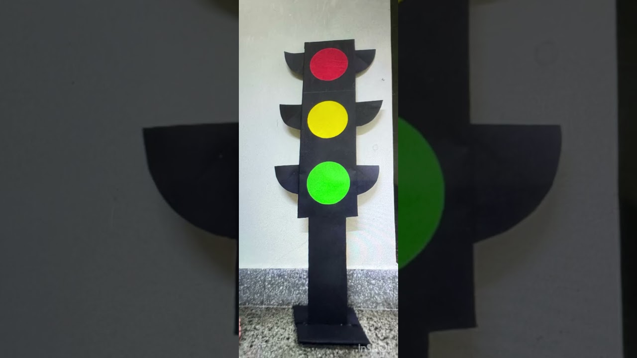 Traffic signal Model…                                using cardboard