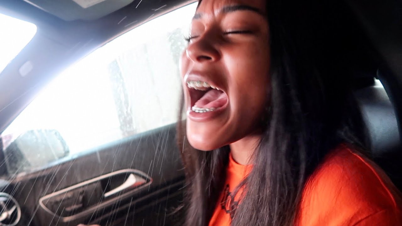 EPIC CAR WASH PRANK ON GIRLFRIEND!!! (SHE CRIES)