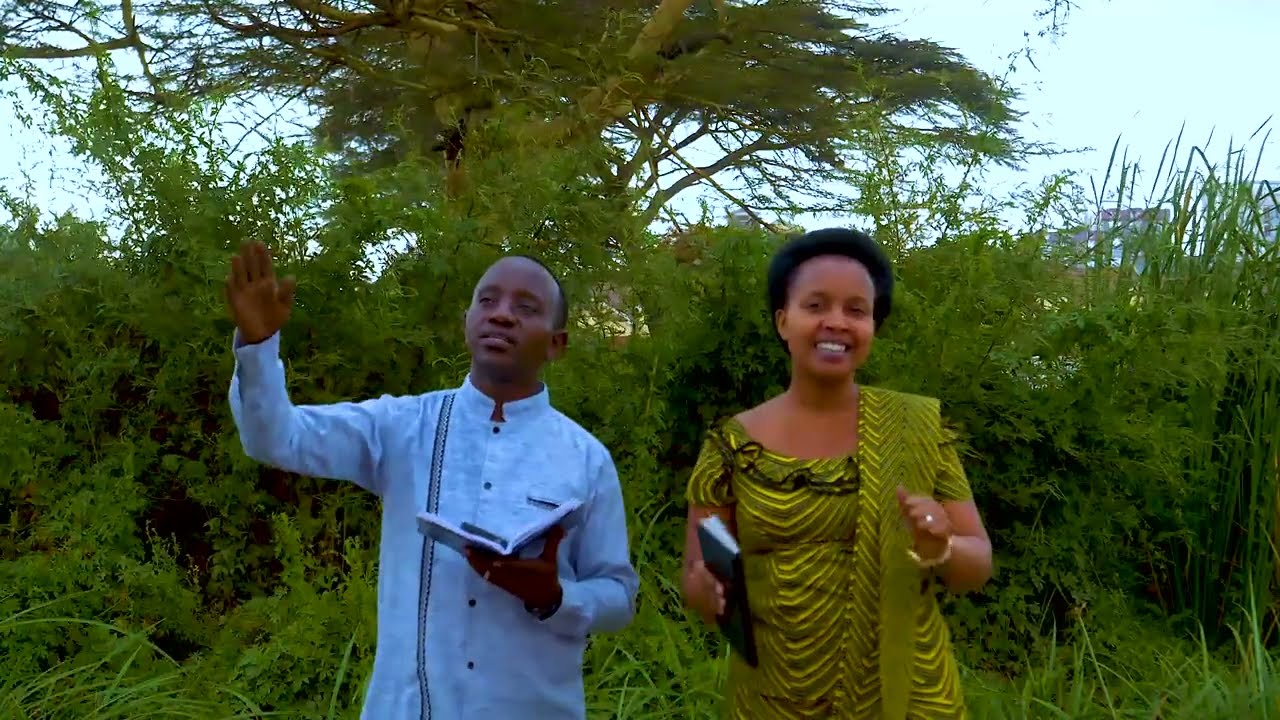 Uwo njya nikomezaho [361 Gushimisha]  - DANIE & JONISE : MORNING WORSHIP