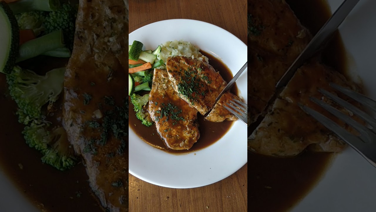 Grilled Chicken Breast with Brown Sauce 🤤