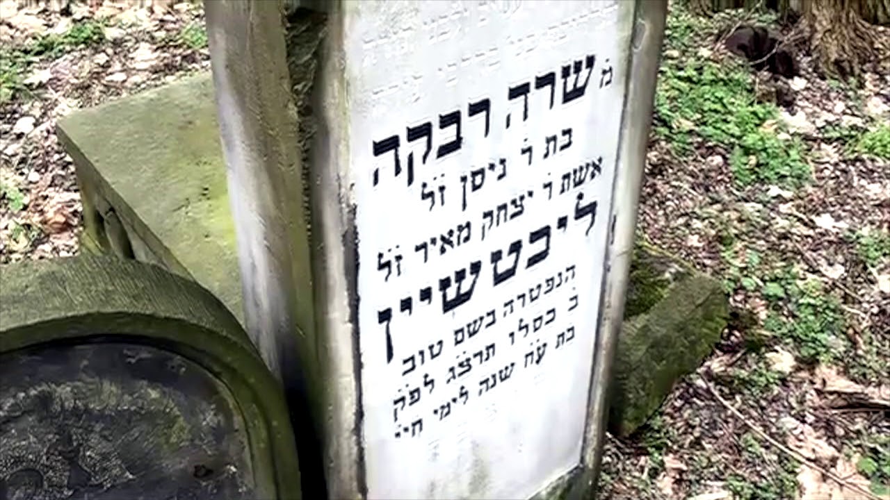 Walking Through the Historic Jewish Cemetery in Warsaw