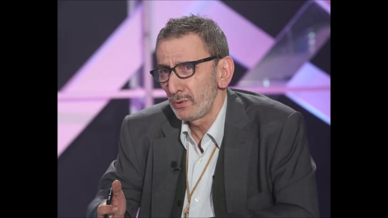 زياد الرحباني في برنامج الوجه الآخر عبر إذاعة مونتيكارلو أواخر سنة 2000 مع الإعلامية كابي لطيف