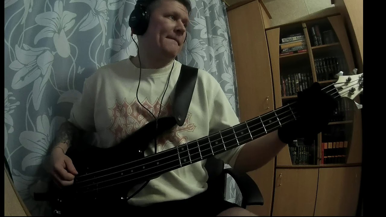 Slipknot - Psychosocial (bass cover)