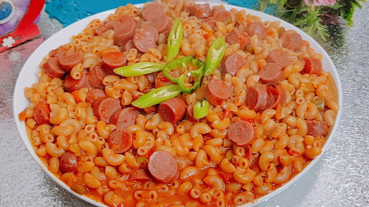 الجو ده عايز الاكله دى المبكبكه بالسوسيس