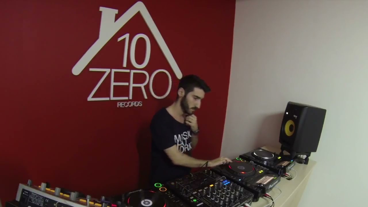 Zero10 DJ Zone Vol #8 - Chris IDH