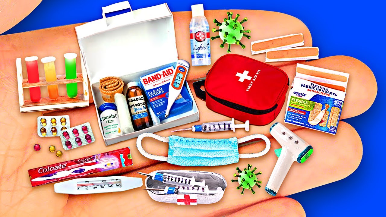 25 DIY MINIATURE ITEMS FOR DOCTOR 〜 A Syringe, a Thermometer, a Microscope, Bandages and more