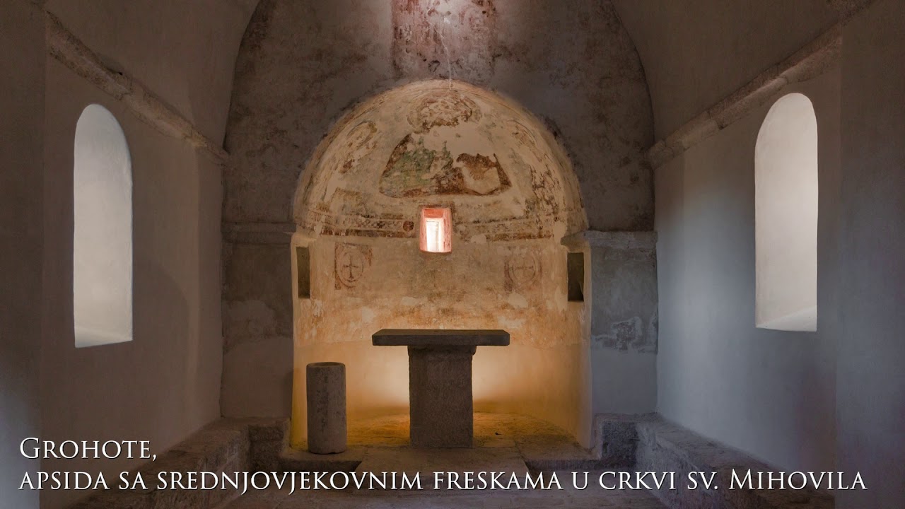 Splitska vrata: Arheološka baština Brača i Šolte na fotografijama