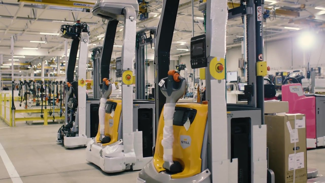 Automated high lift pallet truck EXV 14-20 iGo - Industrial Production