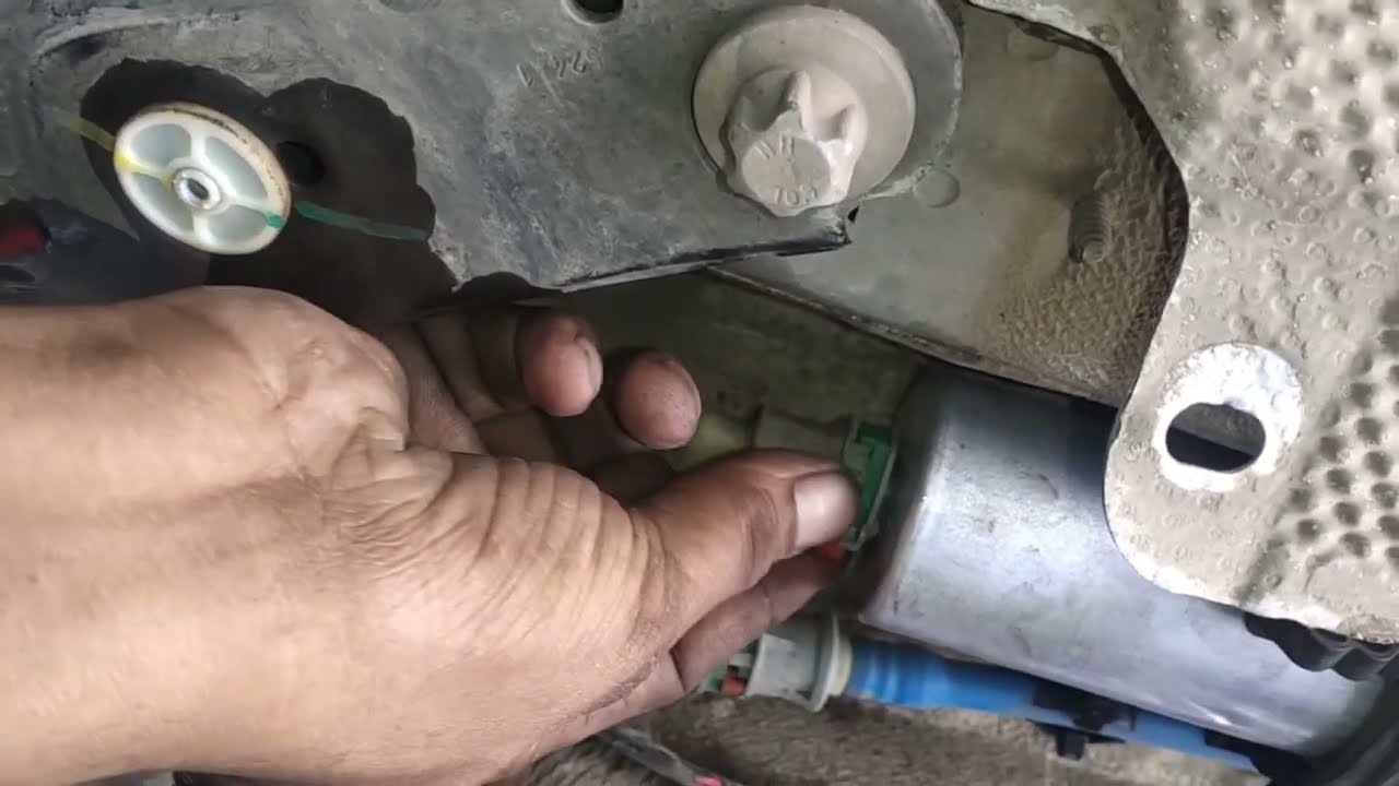 How To Replace BMW Fuel Filter l Diesel Filter Change BMW X1 20d