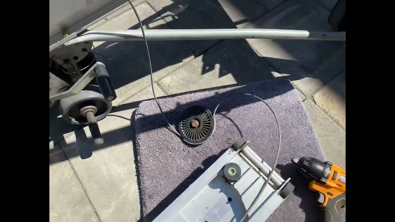 20220905 Genie SLC 12 remove middle unit to make metal fork