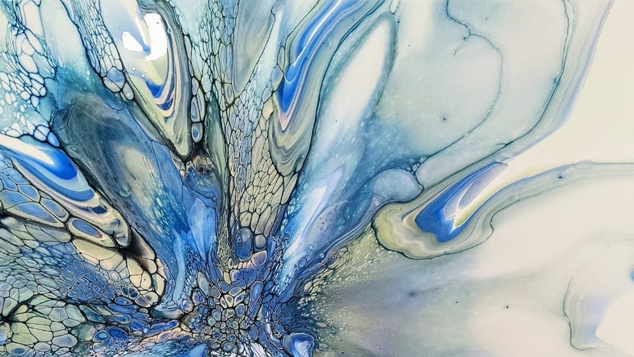 #127 2ft Ocean Bloom with negative space! Calm hues of blues and greens🌊#bigbloom #bloomtechnique 