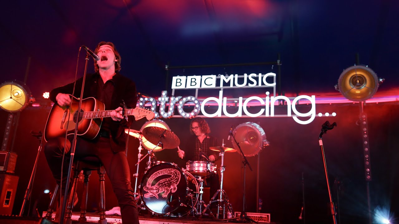 Catfish and the Bottlemen - 7 (Glastonbury 2016)