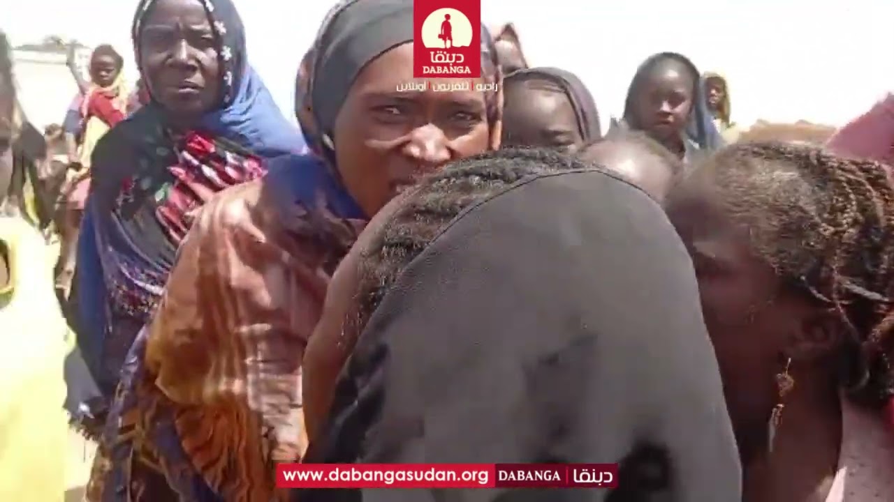 النساء النازحات في معسكر النخيل بخزان جديد بشرق دارفور: نحتاج اي حاجة تساعدنا على إفطار رمضان