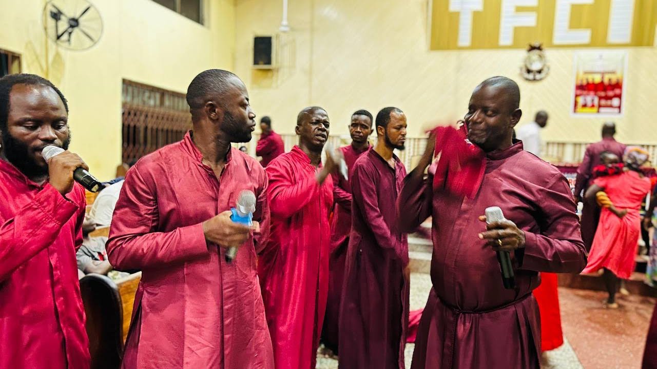 “OYI SALATU “LED BY  EMMA KWANTOA,CITY SETHOO AND ENOCK OFOSUHENE @ TFCI ALAJO WATCHNIGHT SERVICE
