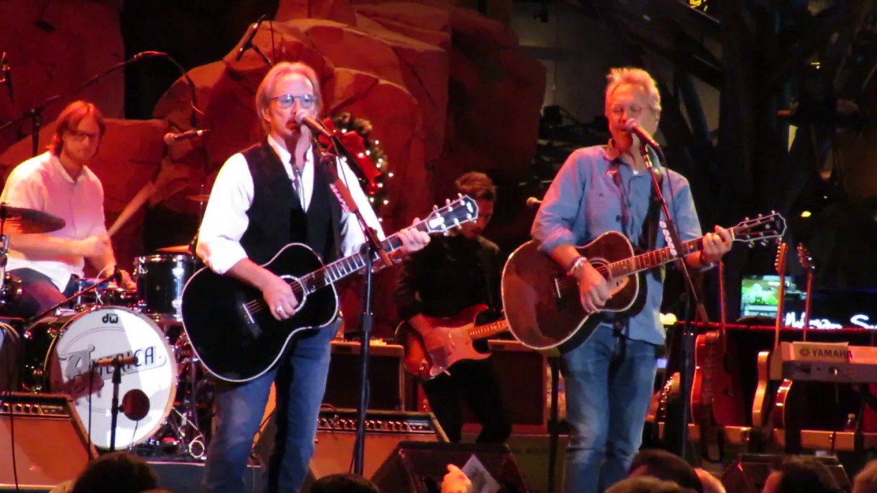 America - You Can Do Magic - 12/8/18 - Mohegan Sun - Wolf Den - Uncasville, CT