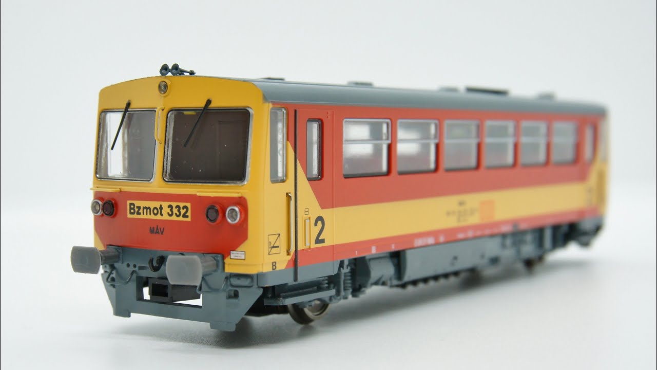 Modellbemutató: MTB MÁV Bzmot 332
