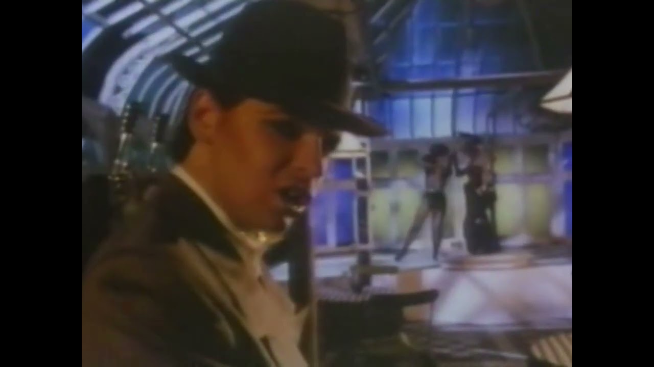 Gary Numan&ndash;She's Got Claws (Official Music Video)