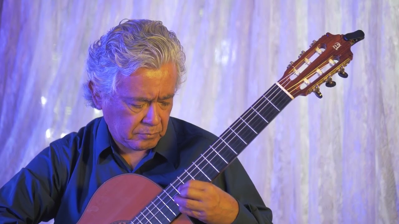 Natalia-Georges Moustaki Guitar Cover por salvador Seijas