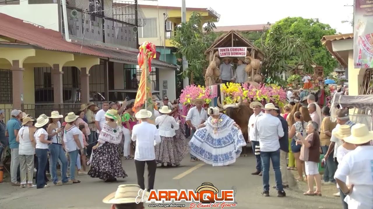 DESFILE DE CARRETAS CELEBRACION DE LOS 116 AÑOS DE SANTO DOMINGO DE LAS TABLAS 2025