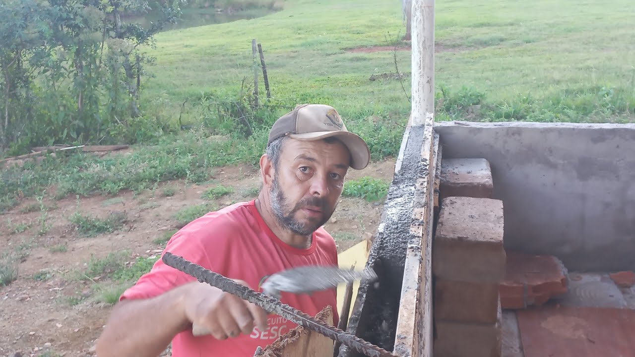 A OBRA ESTÁ EM ANDAMENTO 