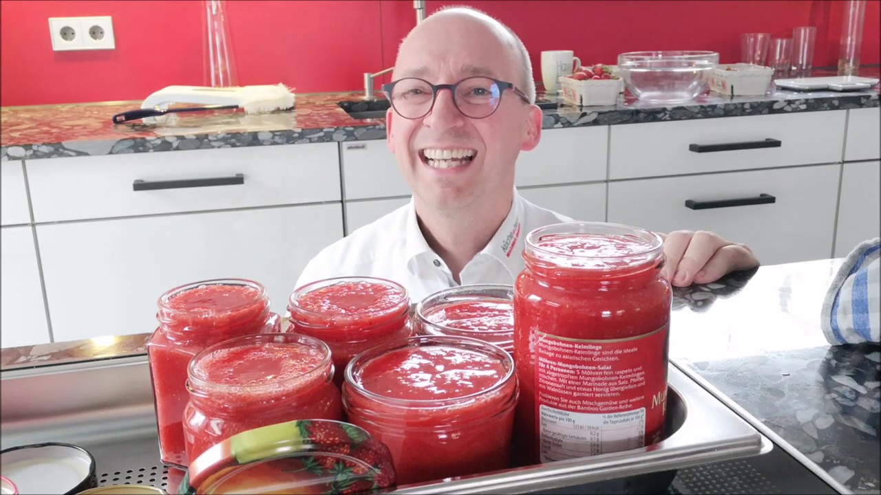 Wir machen Erdbeermarmelade im Dampfgarer