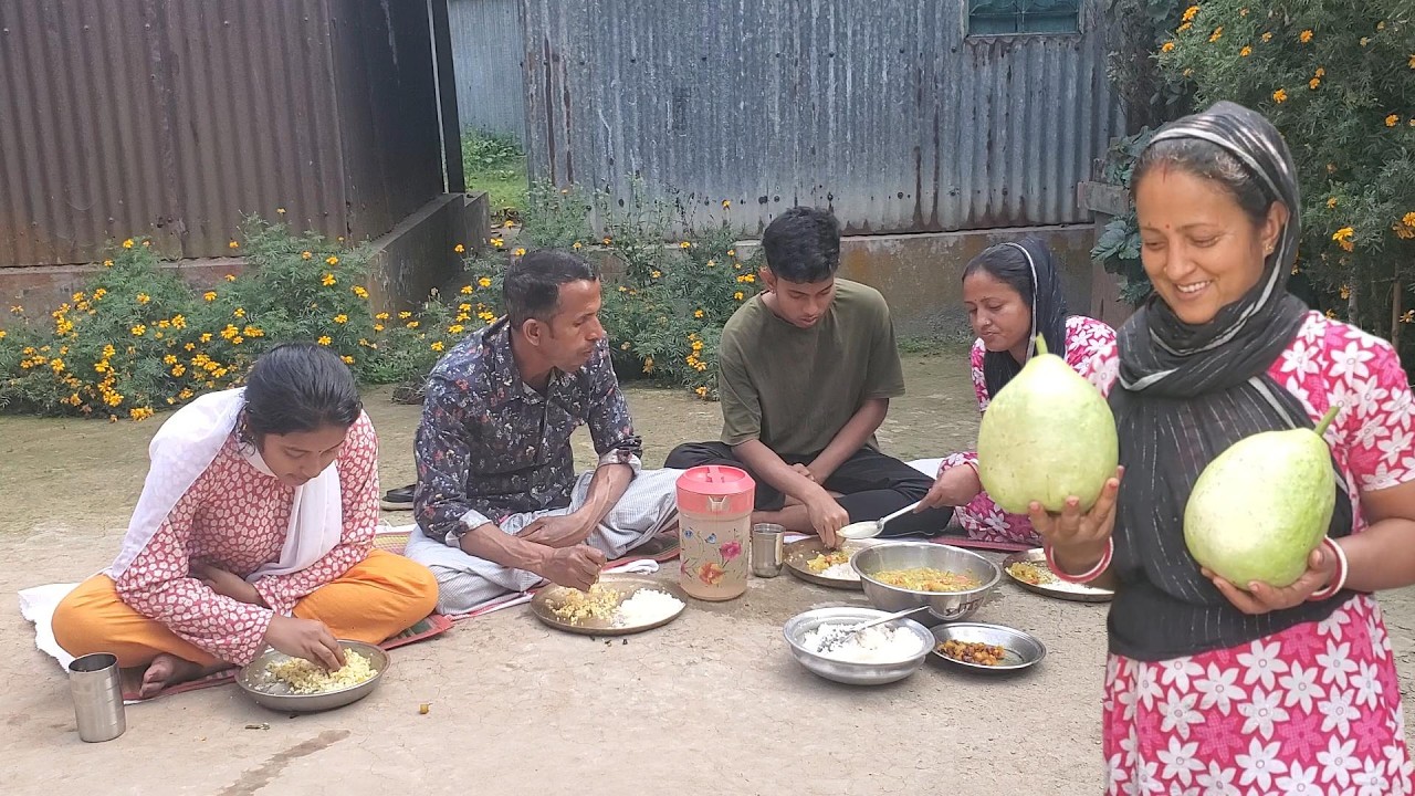 আজ লাউ চিংড়ির কপাল ভালো  AJ village vlog