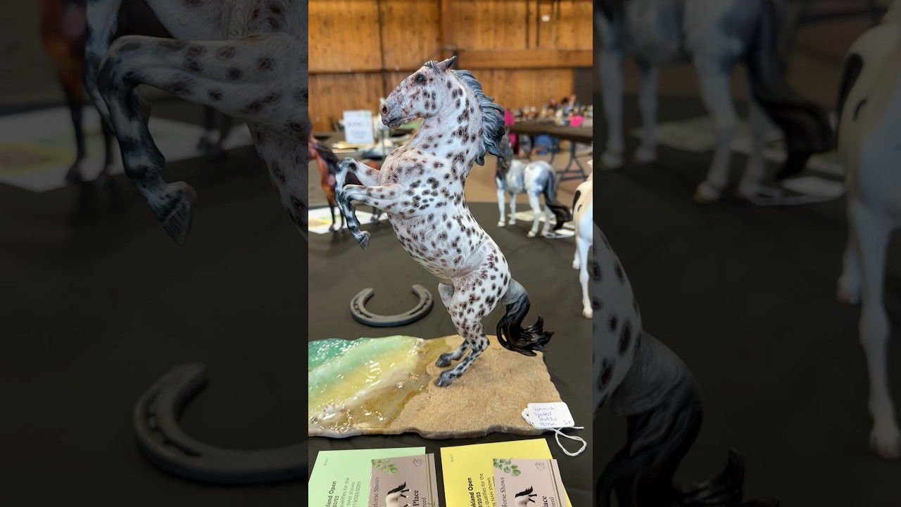 Einige erstaunliche kundenspezifische und k&uuml;nstlerische Modellpferde aus Kunstharz! #breyerhorse ...
