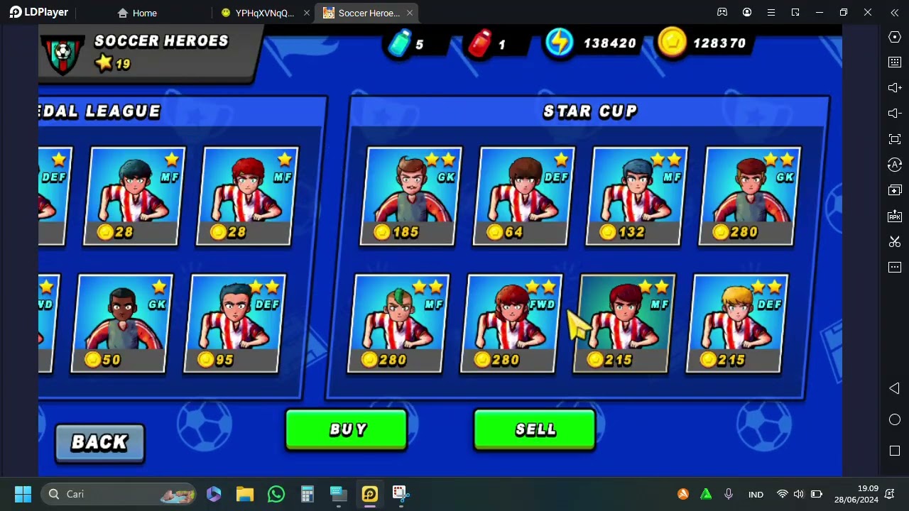 Mencoba Cheat Soccer Heroes RPG dari Emulator Android
