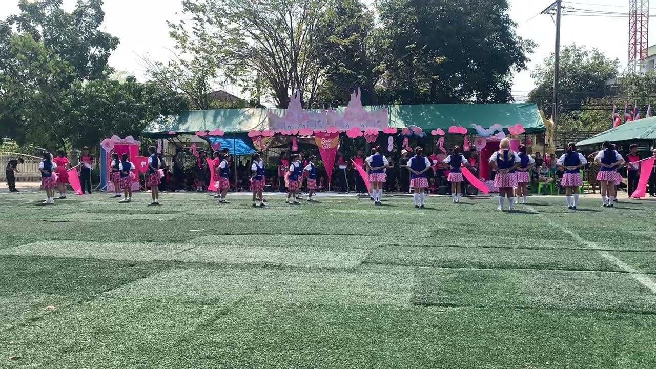 กีฬาสี โรงเรียนวีรสุนทร สีชมพูก็มา