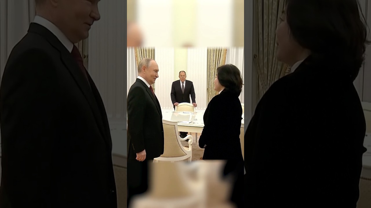 Путин встречается с министром иностранных дел Северной Кореи на фоне укрепления связей