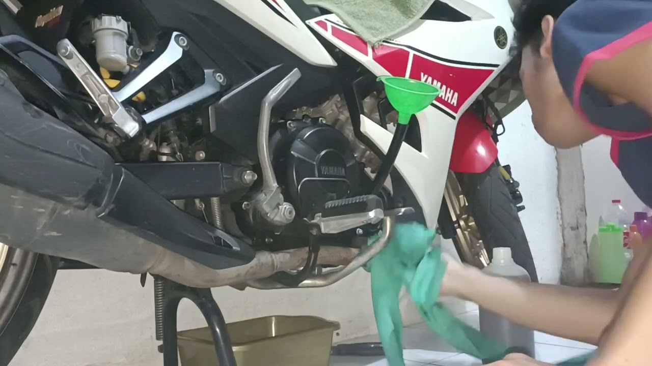 GANTI OLI MX KING V2 PAKAI RIMULA R4X 15W-40 CURAH DARI DRUM